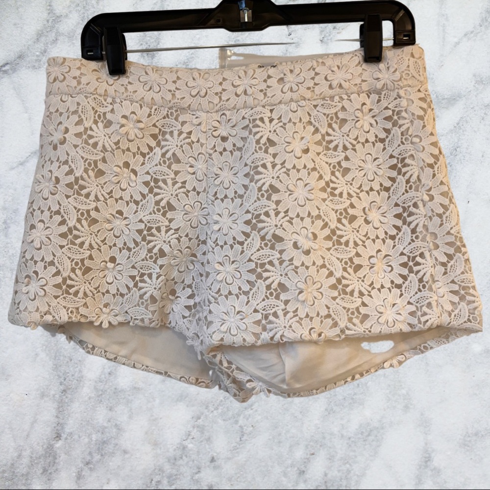 Crochet knit shorts Alice + Olivia size 6